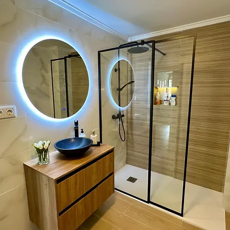 Apartamento Ana, Centrico Y Tranquilo, Parking Incluido Avilés